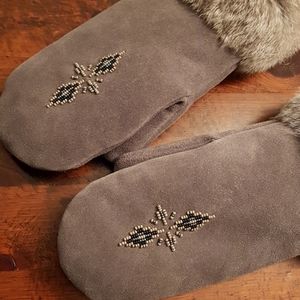 Manitobah mukluks Accessories - Mittens by Manitobah Mukluks Manitobah mukluks Accessories - Mittens by Manitobah Mukluks